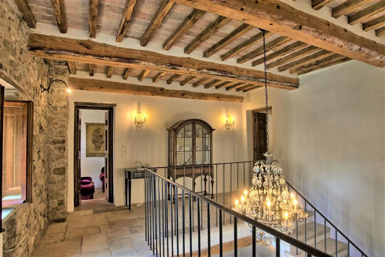 Villa Cretole Monterchi 0*,